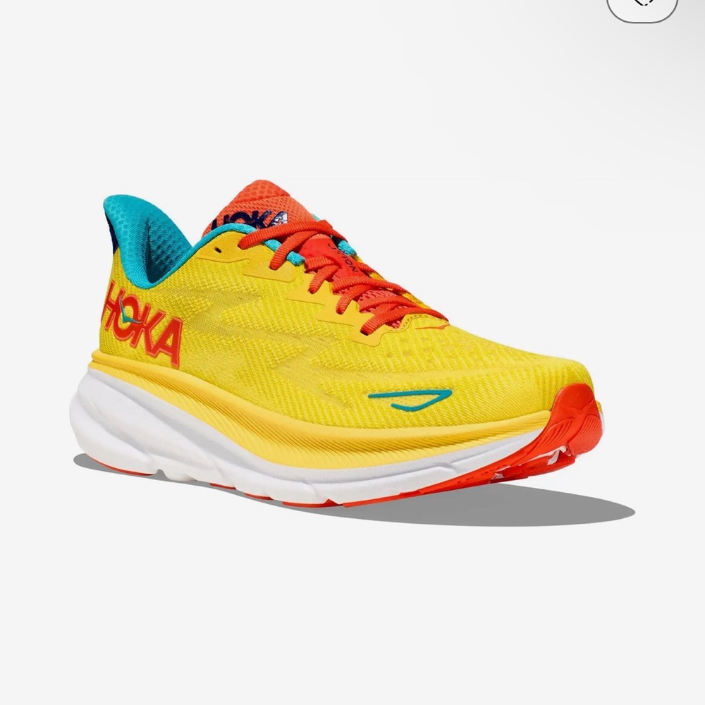 Used Hoka Clifton 9